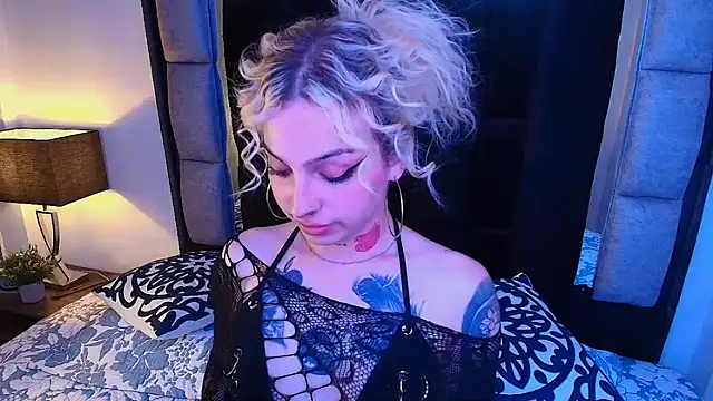 Bonnie vega online show from 18, 9, 2025