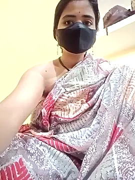 Snapshot of Mamta_Chaterjee chatting on 3, 12, 2024 Mamta Chaterjee online show from 3, 12, 2024