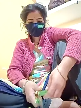 Snapshot of Mamta_Chaterjee chatting on 20, 12, 2024 Mamta Chaterjee online show from 20, 12, 2024