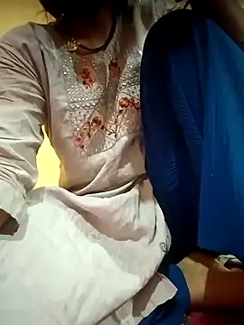 Snapshot of Mamta_Chaterjee chatting on 1, 3, 2025 Mamta Chaterjee online show from 1, 3, 2025