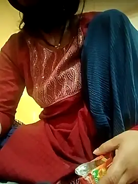 Snapshot of Mamta_Chaterjee chatting on 5, 3, 2025 Mamta Chaterjee online show from 5, 3, 2025