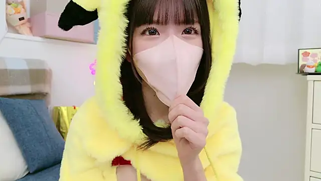 Snapshot of -minami- chatting on 9, 1, 2025 -minami- online show from 9, 1, 2025