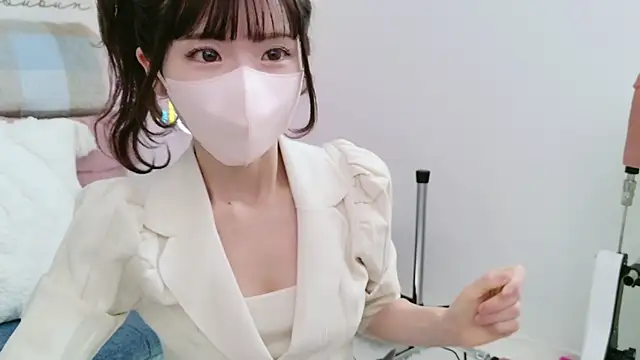 Snapshot of -minami- chatting on 8, 3, 2025 -minami- online show from 8, 3, 2025