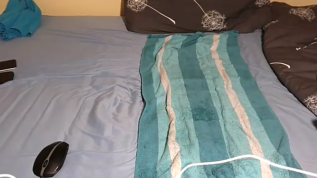 SissyStefanie online show from 4, 2, 2026