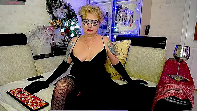 Snapshot of -Yourwoman- chatting on 24, 12, 2024 -Yourwoman- online show from 24, 12, 2024
