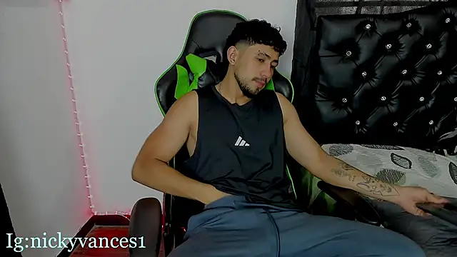 Snapshot of nicky_vances chatting on 24, 2, 2026 nicky vances online show from 24, 2, 2026