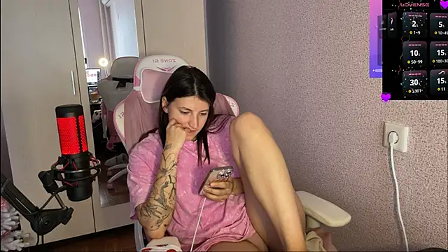 Snapshot of Katrin__kiss chatting on 31, 1, 2025 Katrin kiss online show from 31, 1, 2025