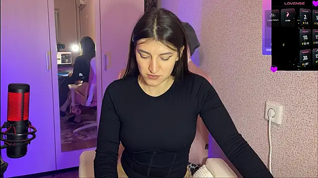 Snapshot of Katrin__kiss chatting on 11, 3, 2025 Katrin kiss online show from 11, 3, 2025
