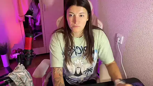 Snapshot of Katrin__kiss chatting on 22, 10, 2025 Katrin kiss online show from 22, 10, 2025