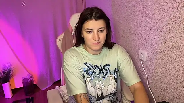 Snapshot of Katrin__kiss chatting on 26, 10, 2025 Katrin kiss online show from 26, 10, 2025