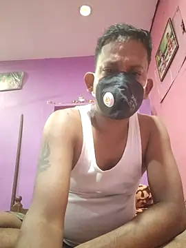 Snapshot of ind_hero chatting on 24, 11, 2025 ind hero online show from 24, 11, 2025