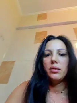 Snapshot of ReiyaRey chatting on 24, 4, 2026 ReiyaRey online show from 24, 4, 2026