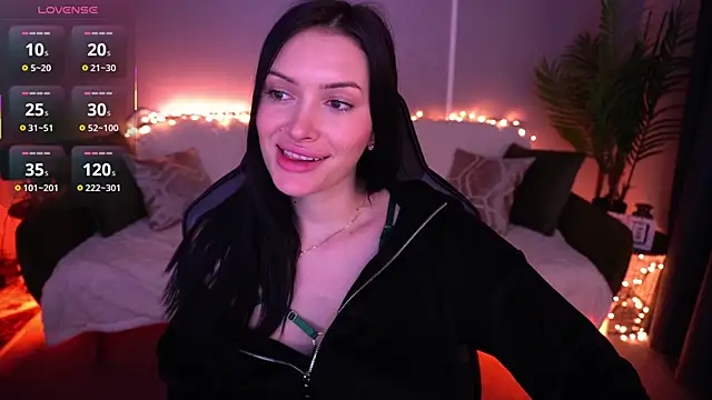 MilaSecrett online show from 19, 3, 2026