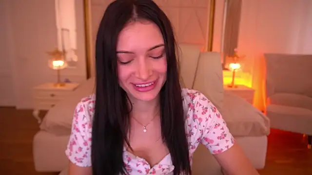MilaSecrett online show from 13, 7, 2026