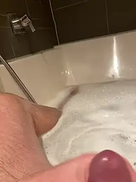 LivingLegend1978 online show from 28, 1, 2025