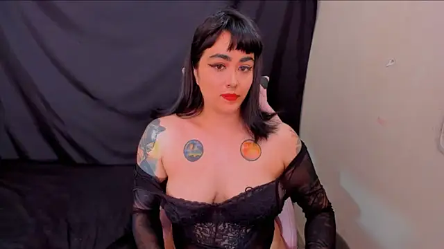 Snapshot of aiko_black93 chatting on 1, 2, 2025 aiko black93 online show from 1, 2, 2025