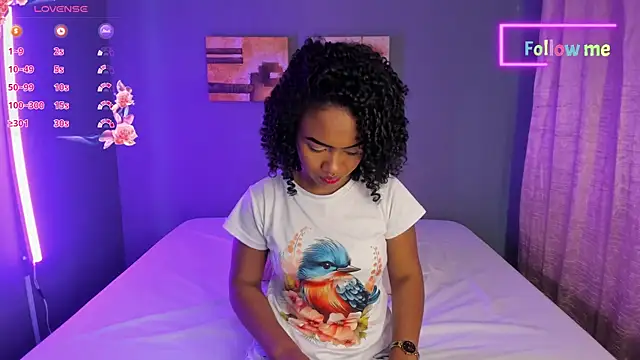 EmmaSmith06 online show from 26, 12, 2024