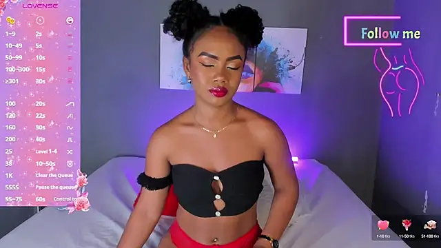 EmmaSmith06 online show from 8, 3, 2025