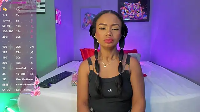 EmmaSmith06 online show from 20, 10, 2025