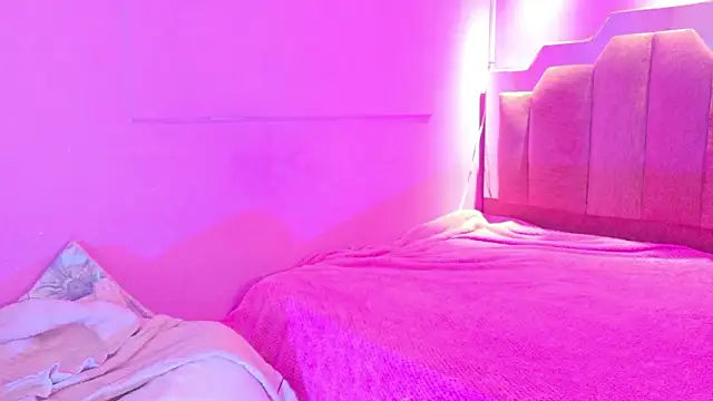 LoveQueen2 online show from 7, 3, 2026