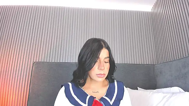 emelie 89 online show from 26, 11, 2025