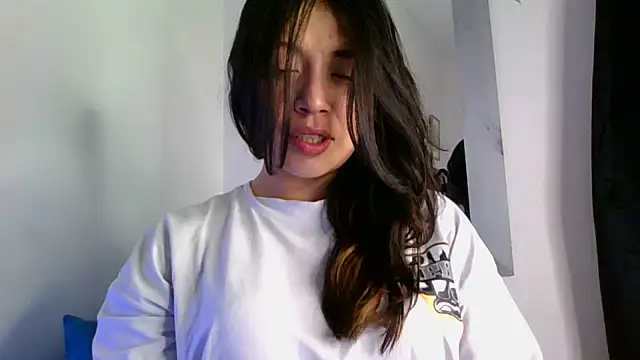 Snapshot of katherodriguezx chatting on 8, 6, 2026 katherodriguezx online show from 8, 6, 2026