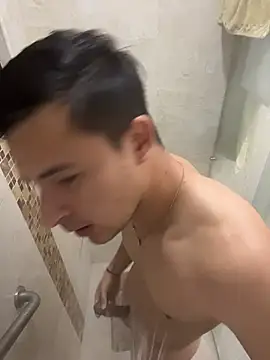 Snapshot of Nicolds14 chatting on 24, 11, 2025 Nicolds14 online show from 24, 11, 2025