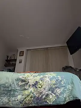 Snapshot of Nicolds14 chatting on 7, 4, 2026 Nicolds14 online show from 7, 4, 2026