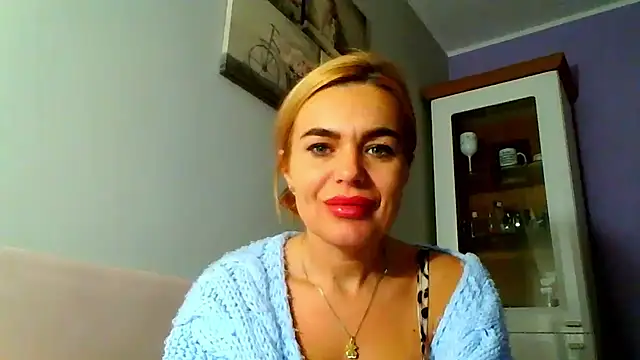 DESIREjenny online show from 6, 12, 2024