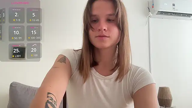 Your Hand In mine online show from 26, 9, 2025