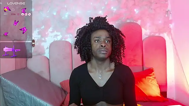 Snapshot of puca_ebony chatting on 11, 5, 2026 puca ebony online show from 11, 5, 2026