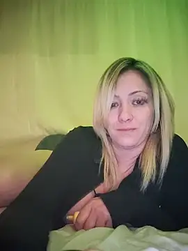 SallyCumLaude online show from 16, 2, 2025