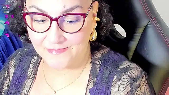 cataleya mom online show from 4, 10, 2025