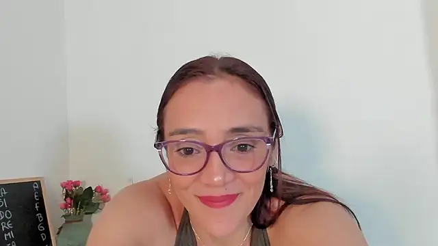 Jessica Herrera  online show from 17, 2, 2026
