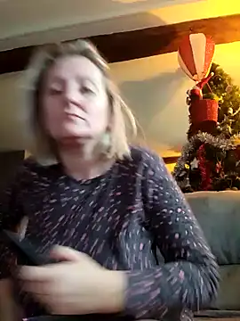 Snapshot of lady_charlyne chatting on 3, 12, 2024 lady charlyne online show from 3, 12, 2024