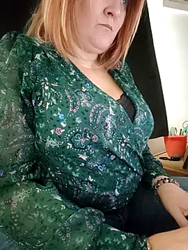 Snapshot of lady_charlyne chatting on 1, 10, 2025 lady charlyne online show from 1, 10, 2025