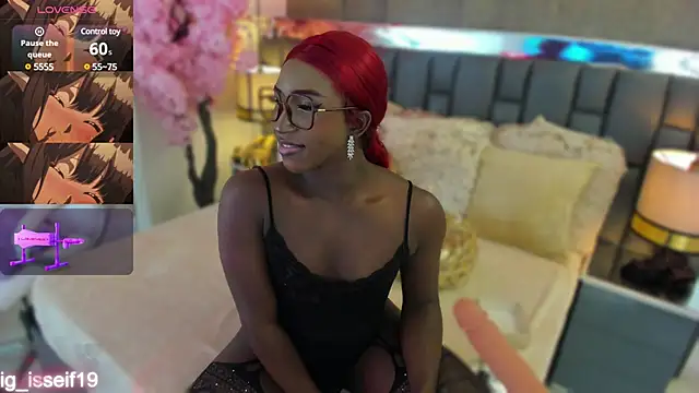 IsseyMz online show from 5, 3, 2025