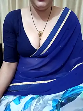 Snapshot of Priya_Boudi chatting on 21, 1, 2025 Priya Boudi online show from 21, 1, 2025