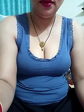 Snapshot of Priya_Boudi chatting on 21, 3, 2025 Priya Boudi online show from 21, 3, 2025