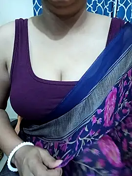 Snapshot of Priya_Boudi chatting on 25, 9, 2025 Priya Boudi online show from 25, 9, 2025