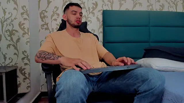 Michael magno online show from 31, 12, 2024