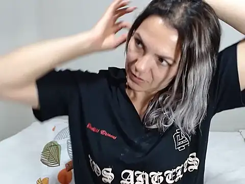 Chantal hott online show from 10, 1, 2025