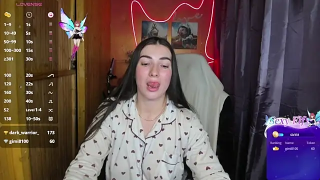 Snapshot of Fiery_Brunette_ chatting on 31, 12, 2024 Fiery Brunette  online show from 31, 12, 2024