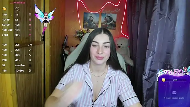 Snapshot of Fiery_Brunette_ chatting on 7, 1, 2025 Fiery Brunette  online show from 7, 1, 2025