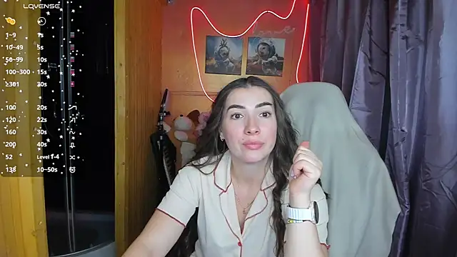 Snapshot of Fiery_Brunette_ chatting on 26, 2, 2025 Fiery Brunette  online show from 26, 2, 2025