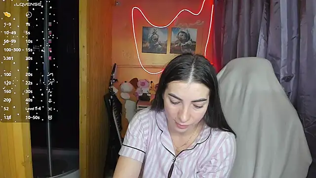 Snapshot of Fiery_Brunette_ chatting on 1, 3, 2025 Fiery Brunette  online show from 1, 3, 2025