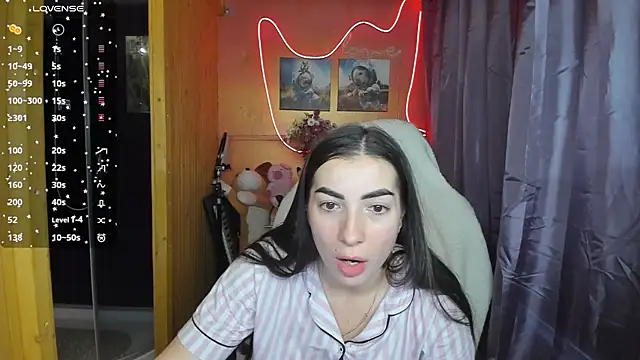 Snapshot of Fiery_Brunette_ chatting on 20, 3, 2025 Fiery Brunette  online show from 20, 3, 2025