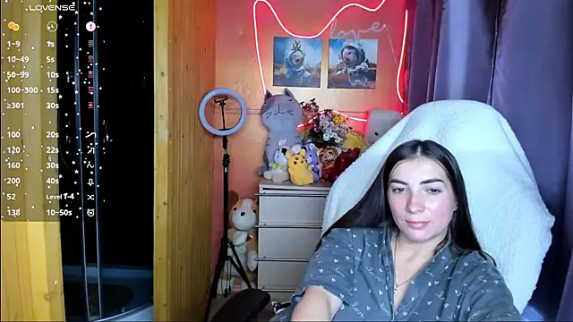 Snapshot of Fiery_Brunette_ chatting on 28, 9, 2025 Fiery Brunette  online show from 28, 9, 2025