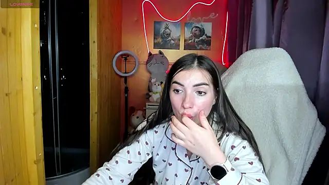 Snapshot of Fiery_Brunette_ chatting on 1, 10, 2025 Fiery Brunette  online show from 1, 10, 2025