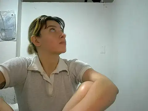 Snapshot of Mia_foster1 chatting on 21, 5, 2026 Mia foster1 online show from 21, 5, 2026